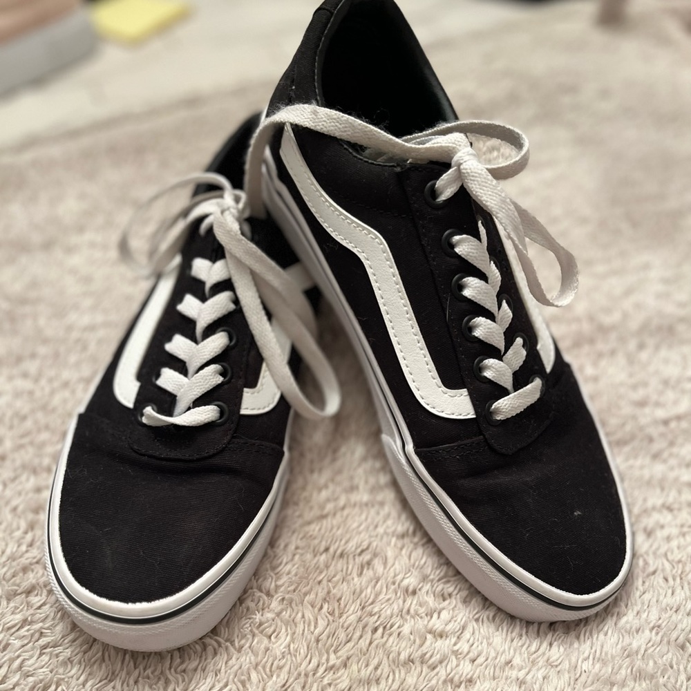 Vans size 8